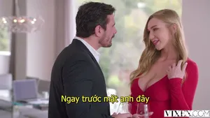 Cửa hàng quần áo luôn đông khách bởi vì cô chủ shop giỏi gạ phang khách nam